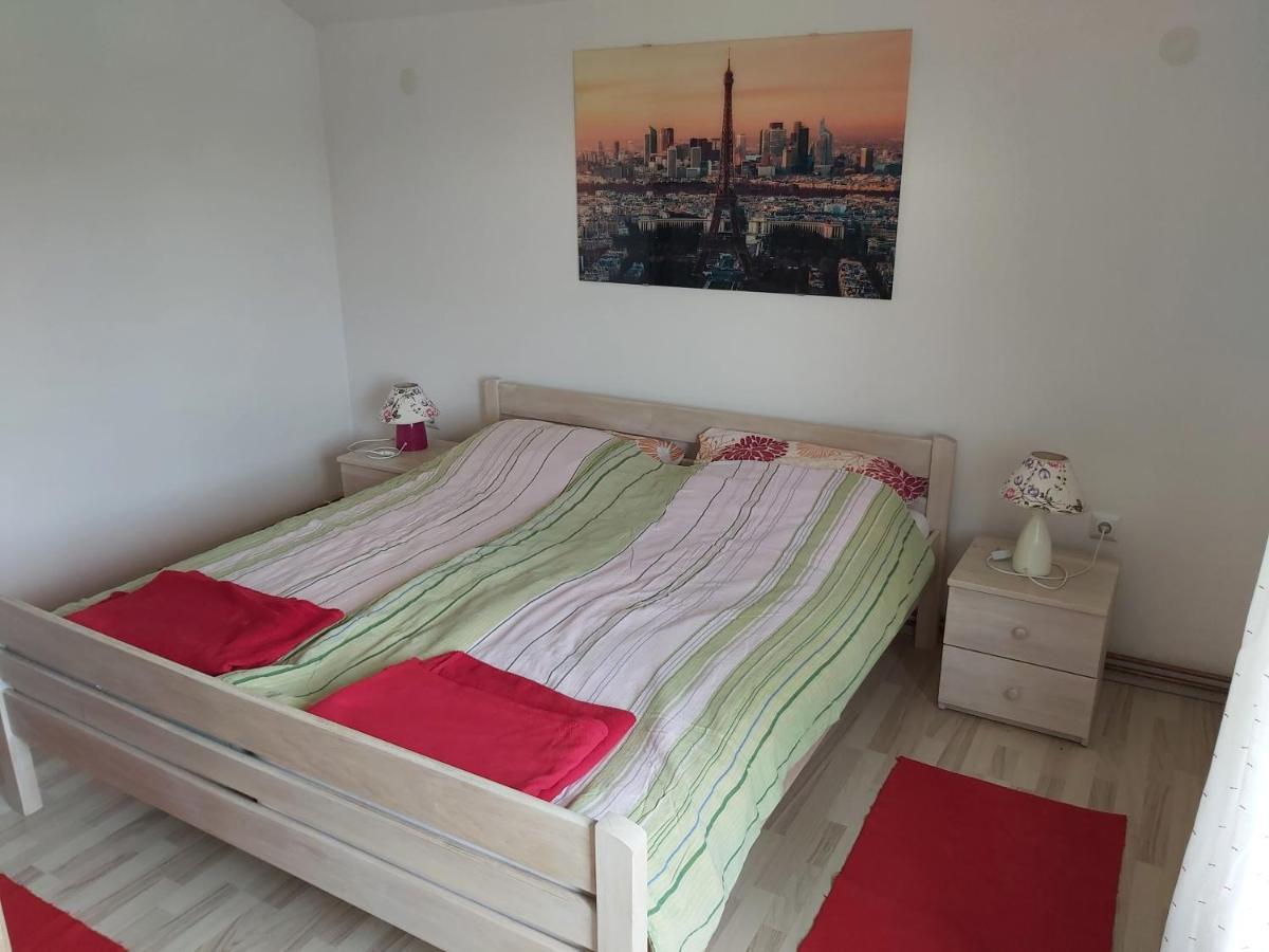 Apartments Krapec3 Jezdovec Ngoại thất bức ảnh